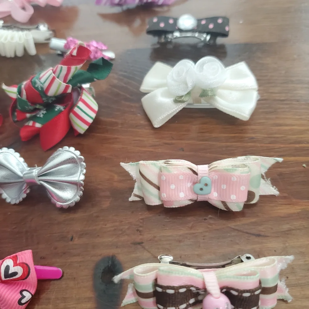 Great Bundle of 14 Dog Grooming Barrettes Hair Bows